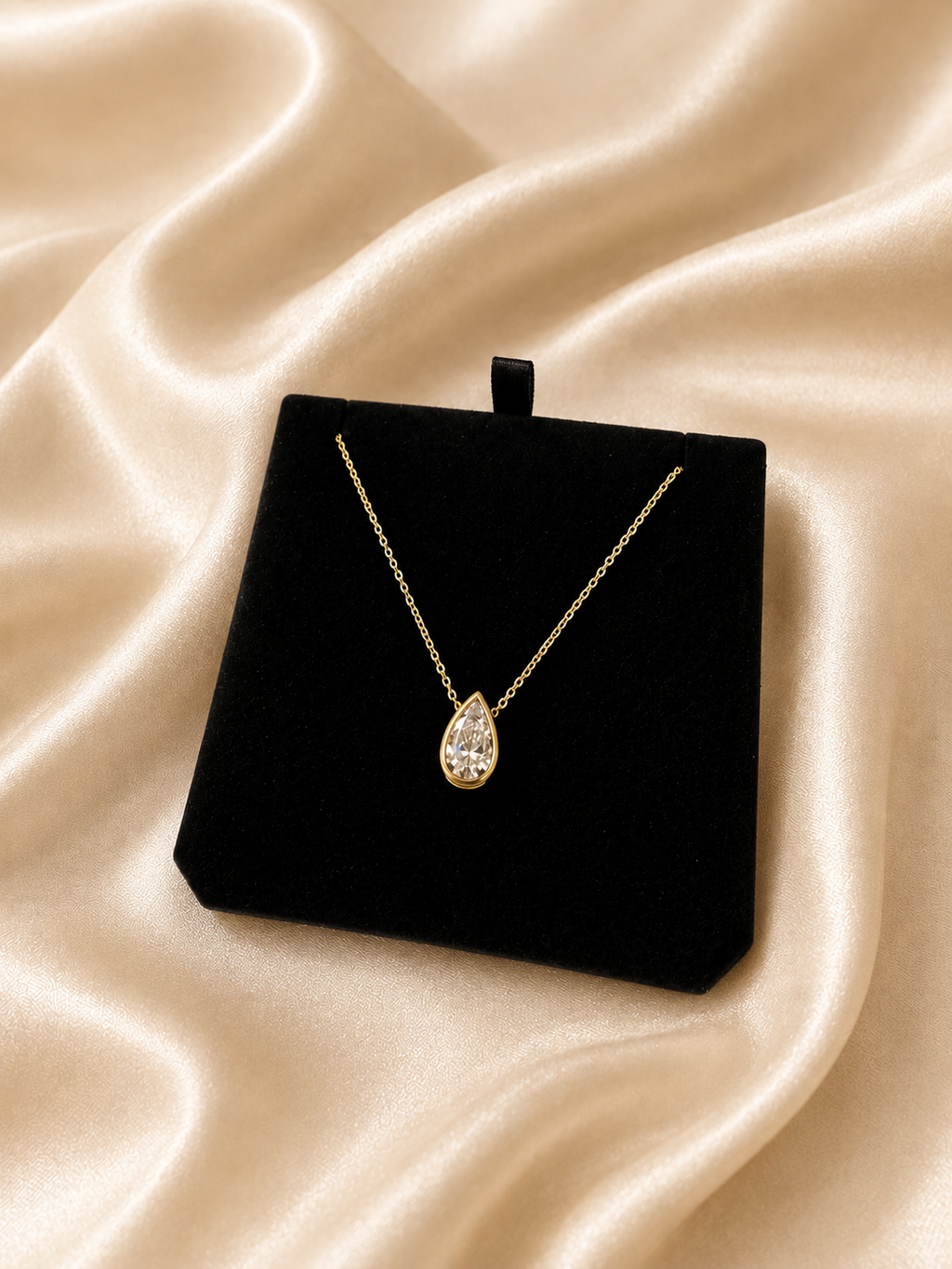 9ct Gold 2.02ct Pear Shaped Diamond Pendant