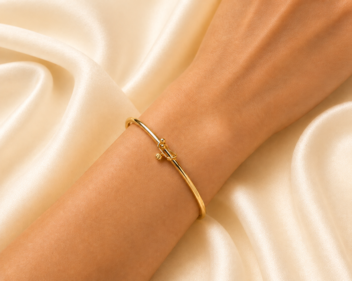 9ct Gold Bangle