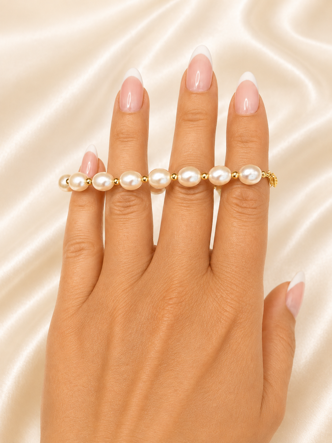 Pearl & Gold Bead Bracelet