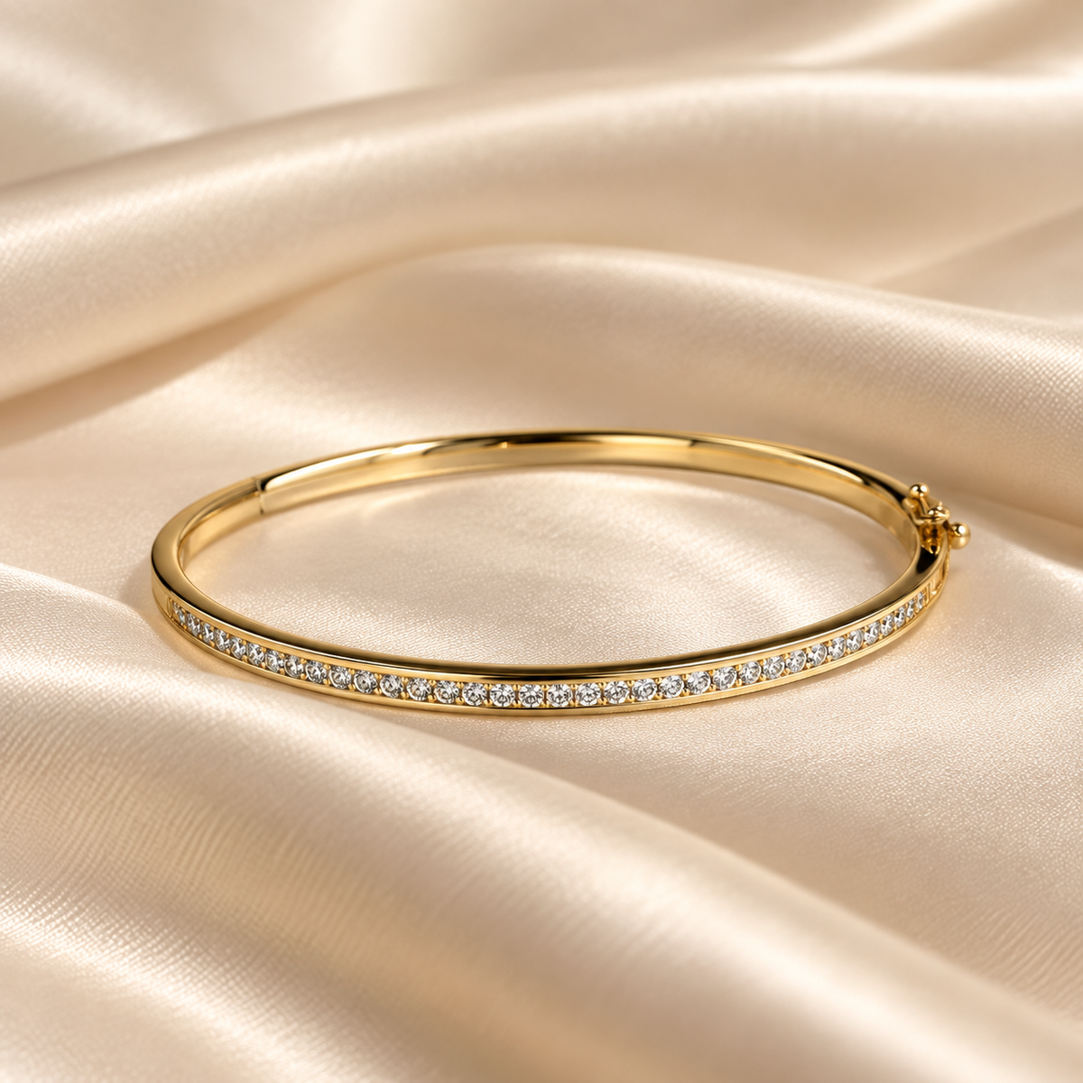 9ct Gold Lab-Grown Diamond Bangle