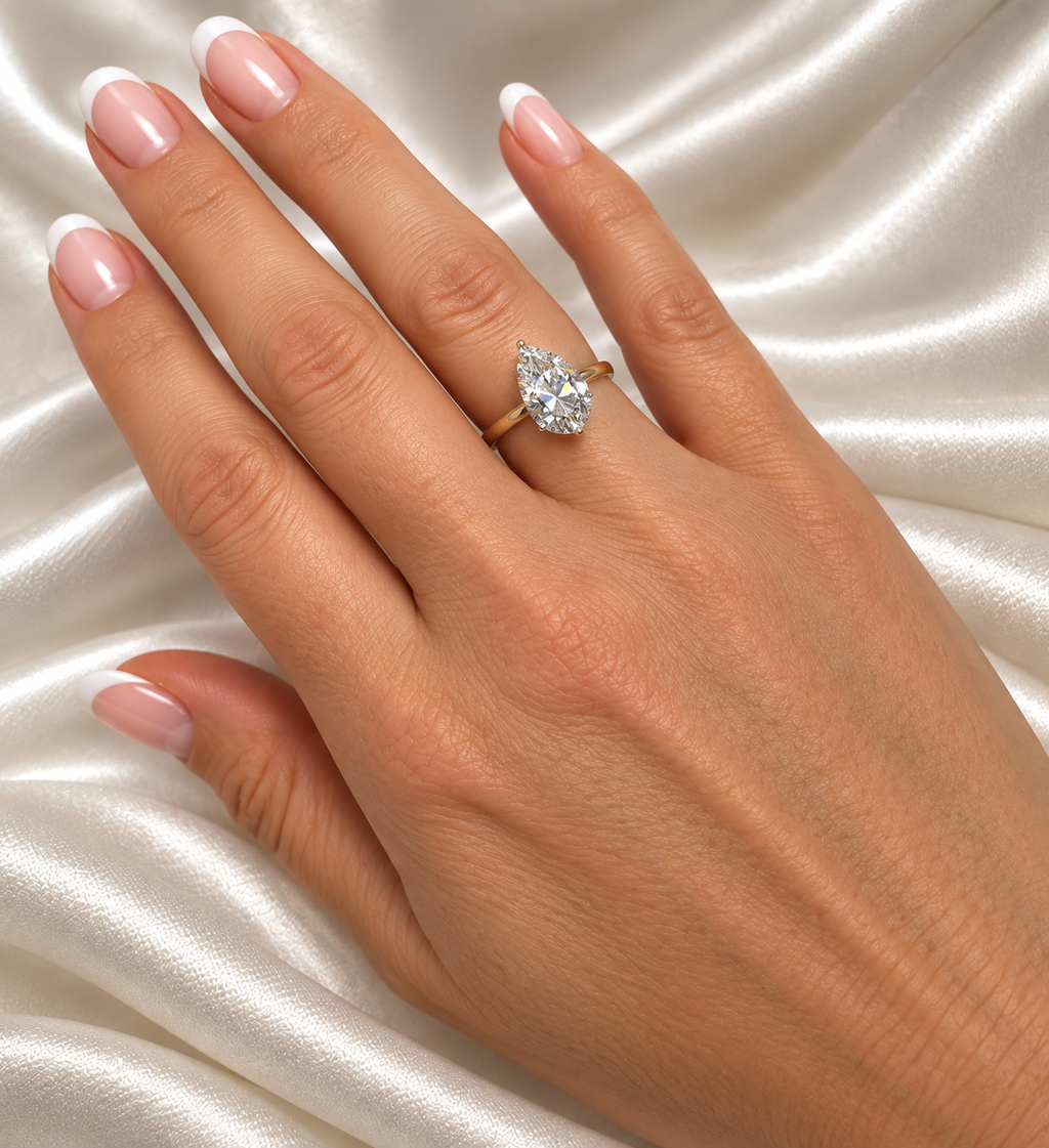 18ct Yellow Gold Lab-Grown Diamond Ring